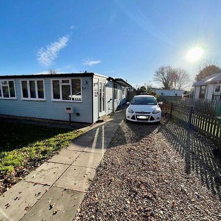 Blakes Beach House Humberston Fitties Екстериор снимка